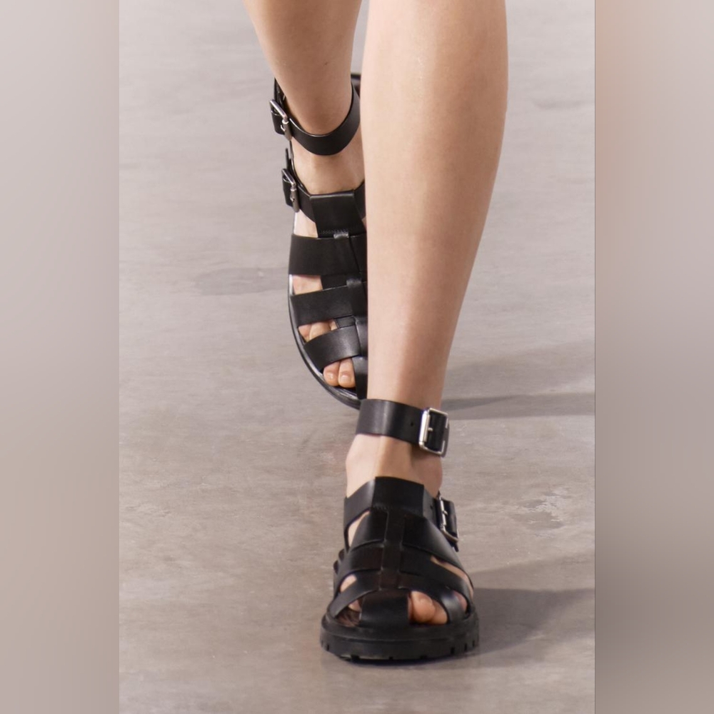 Zara Lug Sole Leather Cage Sandals - Picture 11 of 11